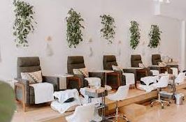 Best Nail Salon in Tampa